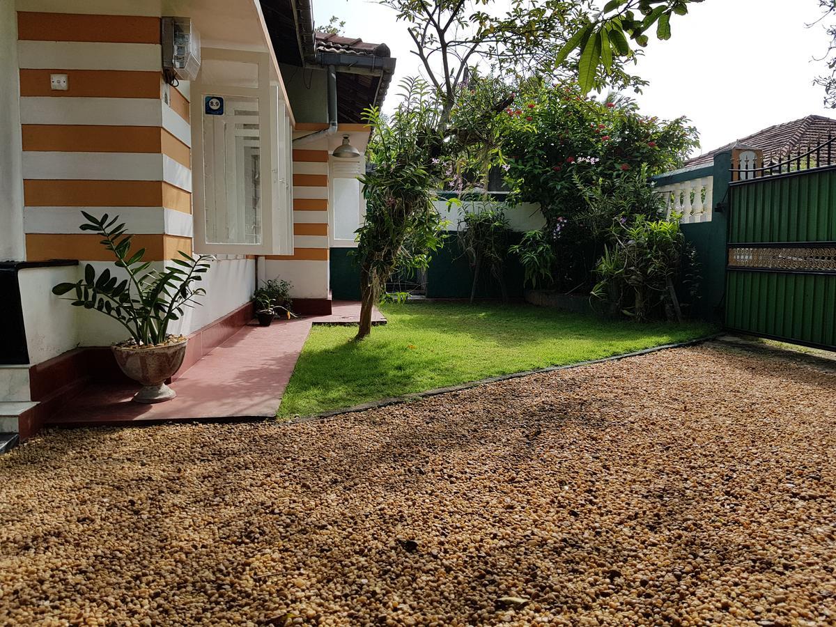 Lotus Villa Bentota Esterno foto